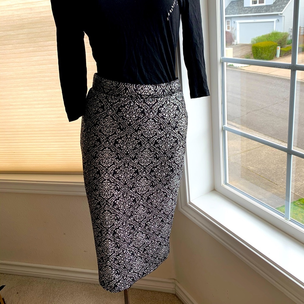 Lucca Coutoure stretchy pencil midi skirt, S